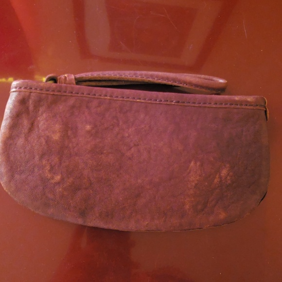 Lucky brand wristlet - Picture 2 of 4